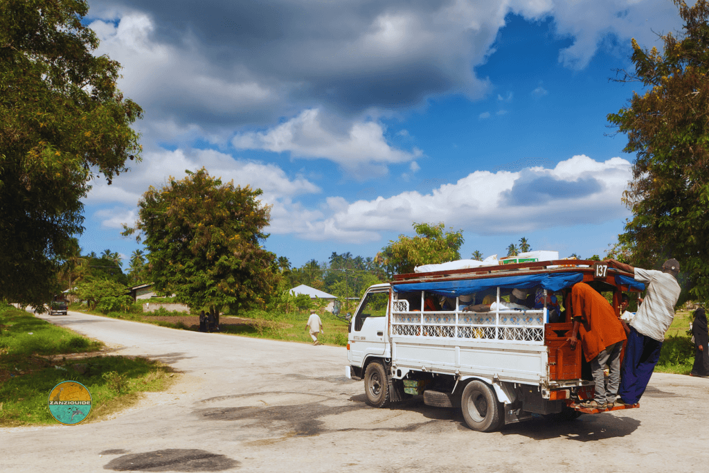 ZANZIGUIDE dala dala minibus zanzibar transports